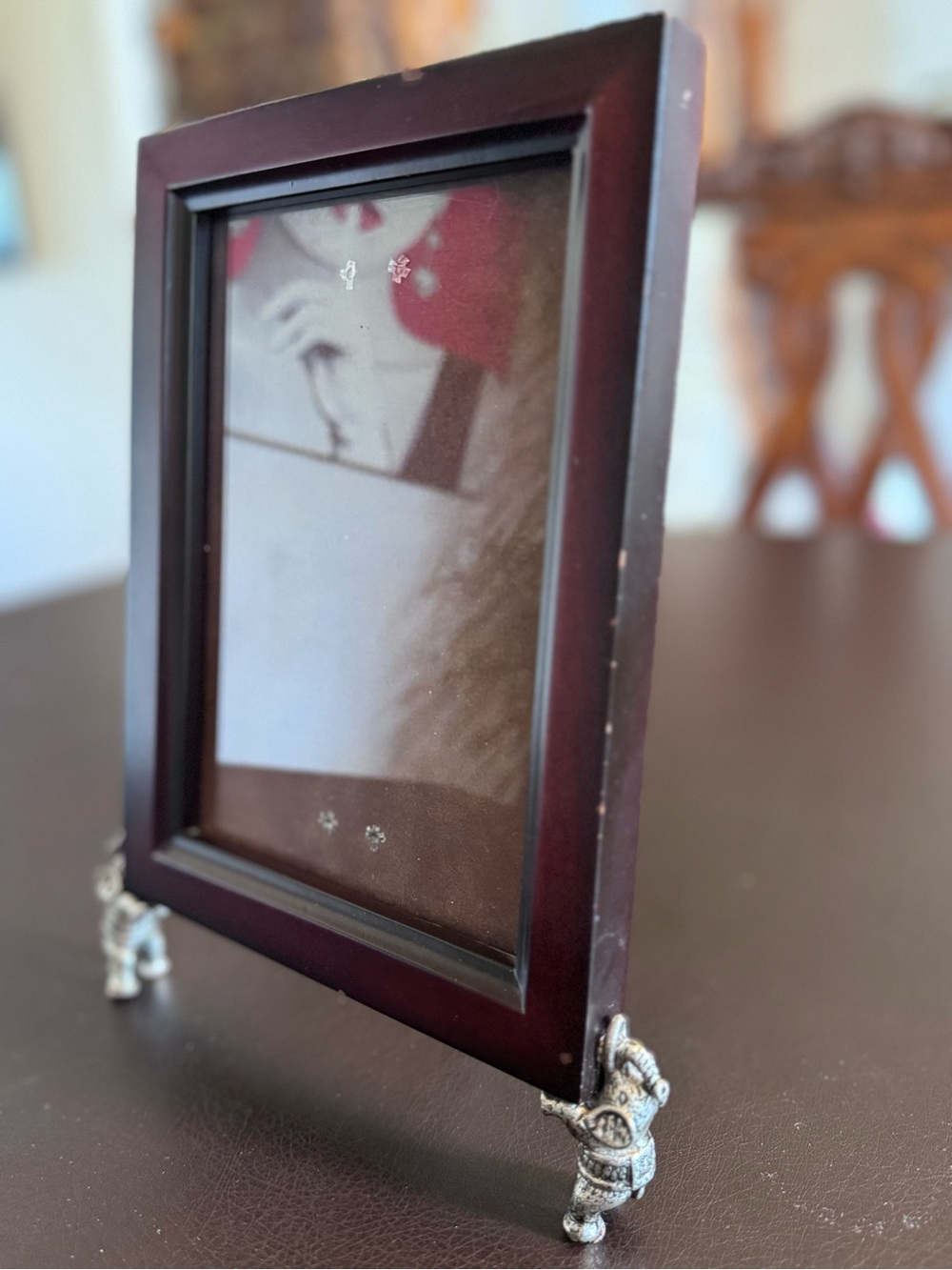 Mahogany Finish Picture Frame with Decorative Silver Feet - Picture 3 of 5